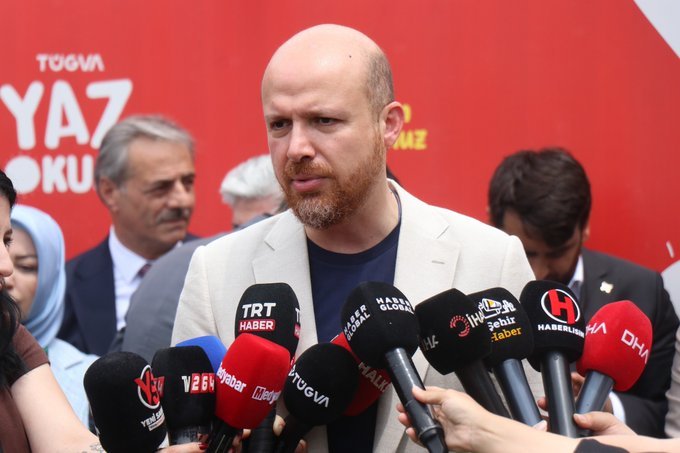 bilalerdogan_TR's tweet photo. TÜGVA Yüksek İstişare Kurulu Üyesi Necmeddin Bilal Erdoğan, Türkiye Gençlik Vakfı (TÜGVA) Yaz Okulları Sakarya Lansmanı'na katıldı. https://t.co/ca3YYsWIg3
