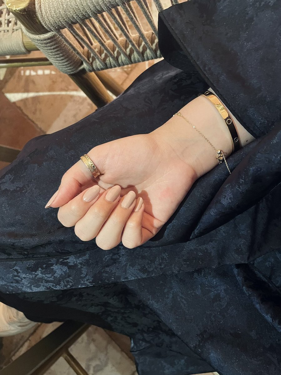 jmxyn's tweet photo. 🌚 https://t.co/g6EYKaLs8m