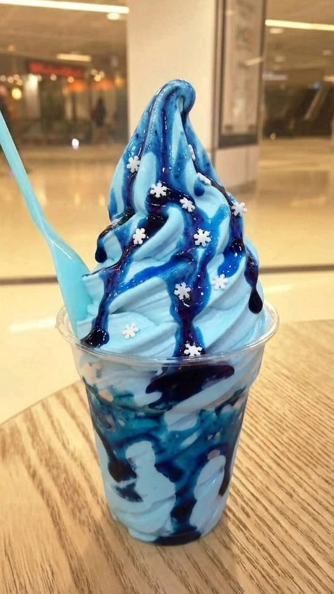 Cute Dessert tweet media