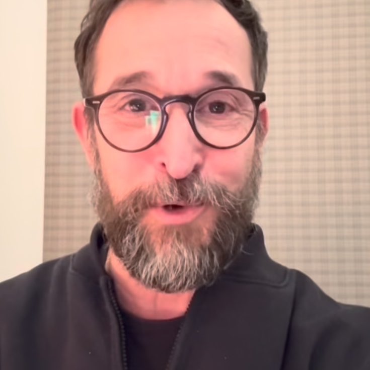 thepittbunnies's tweet photo. IM UNWELL, IS THAT HIS HAIR AND BEARD FOR S3???? https://t.co/SfelmSann7