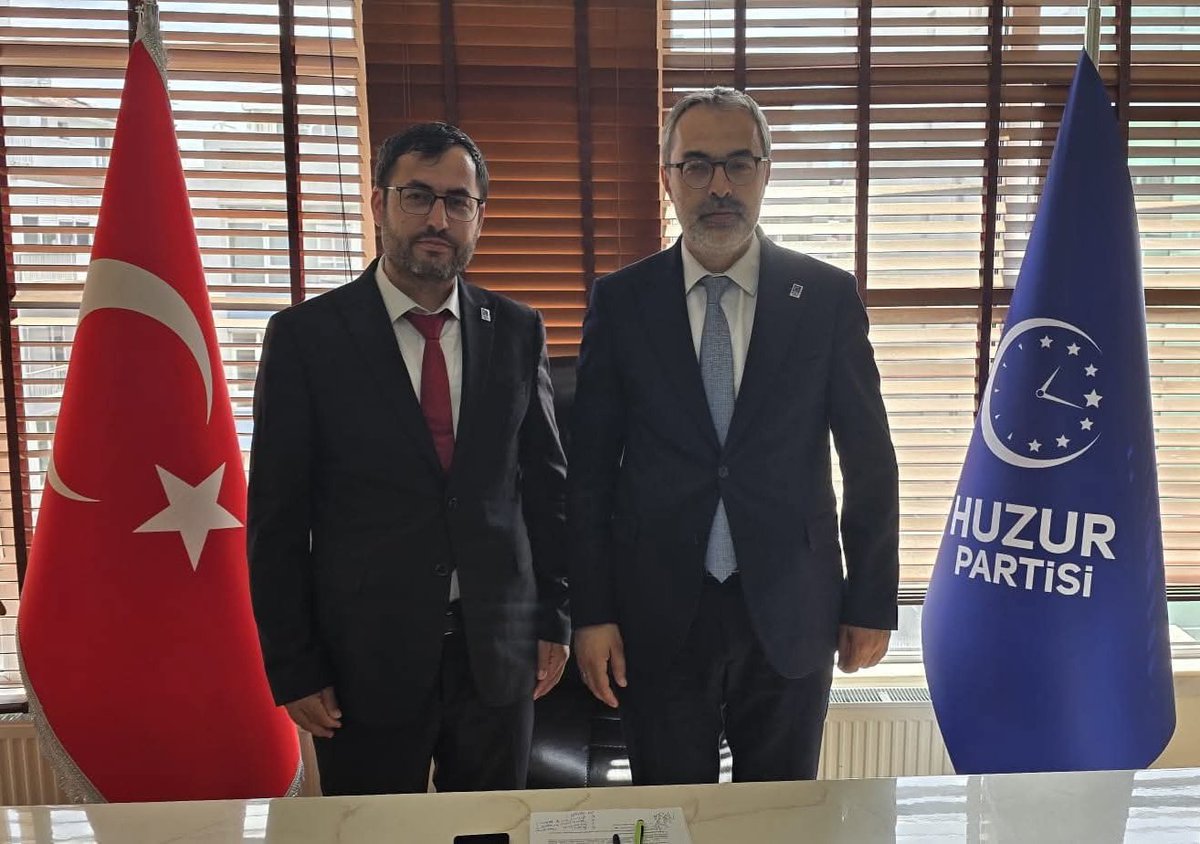 EmanetogluZafer's tweet photo. Huzur Partimizin Ar-Ge'den Sorumlu Genel Başkan Yardımcısı olarak görevlendirilen İsmail Yeter ve Tanıtmadan Sorumlu Genel Başkan Yardımcısı olarak görevlendirilen Mahmut Başak başkanlarımıza başarılar diliyorum. https://t.co/DNy42XkyYZ