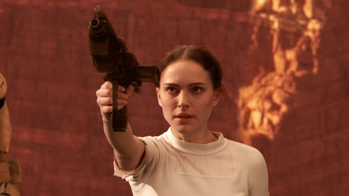 dailyanidala's tweet photo. happy birthday to our favorite queen and galactic senator, natalie portman! 💫 https://t.co/FoUaijqGS6