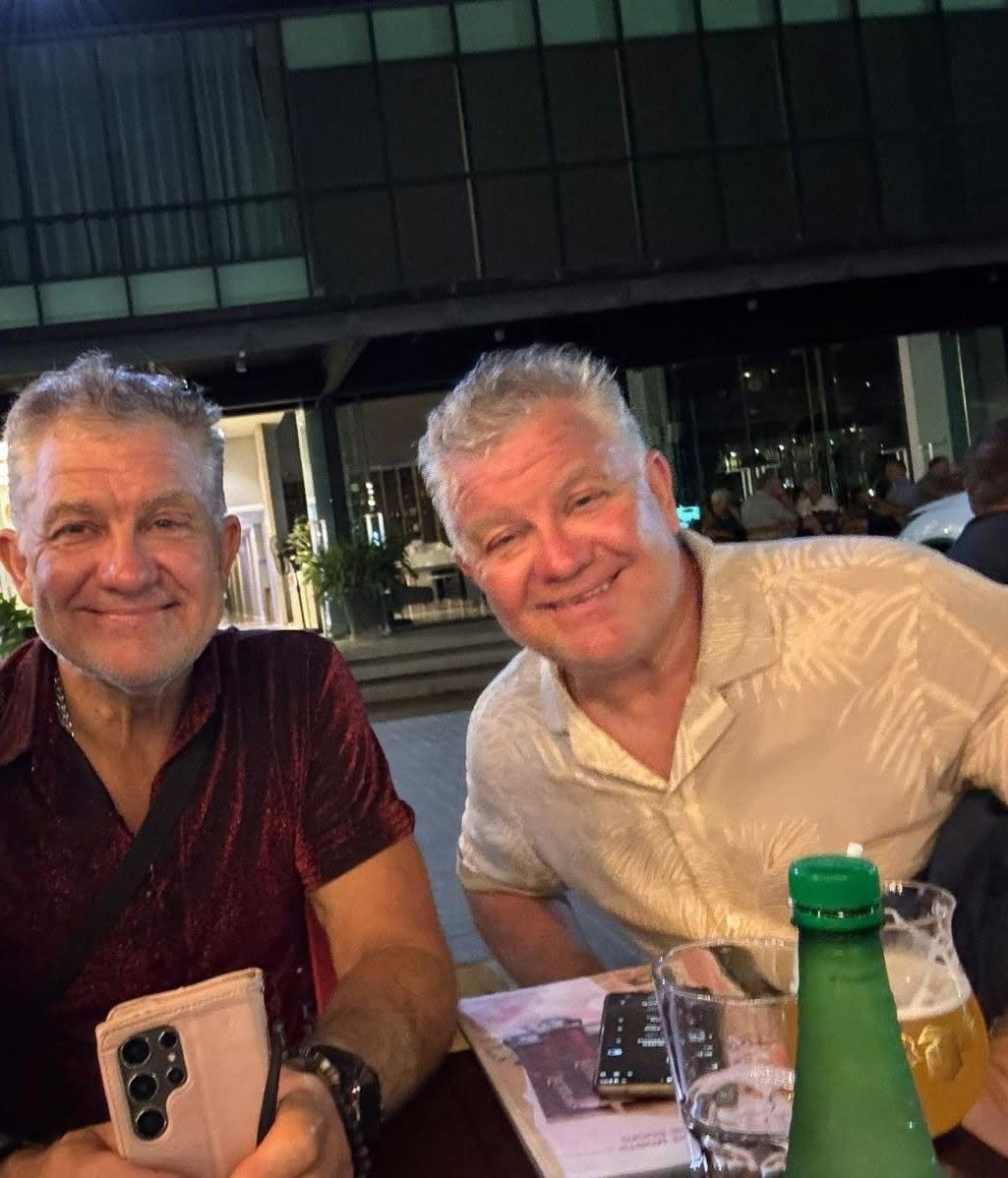 Baggeridgebaggy's tweet photo. Lost my gorgeous best friend and twin brother last night 

We did everything together for 60 years

Worst nightmare, life will never be the same 😓 getting over this might be the hardest thing I'll ever try to do 

The pain is endless https://t.co/pn648m6EFZ
