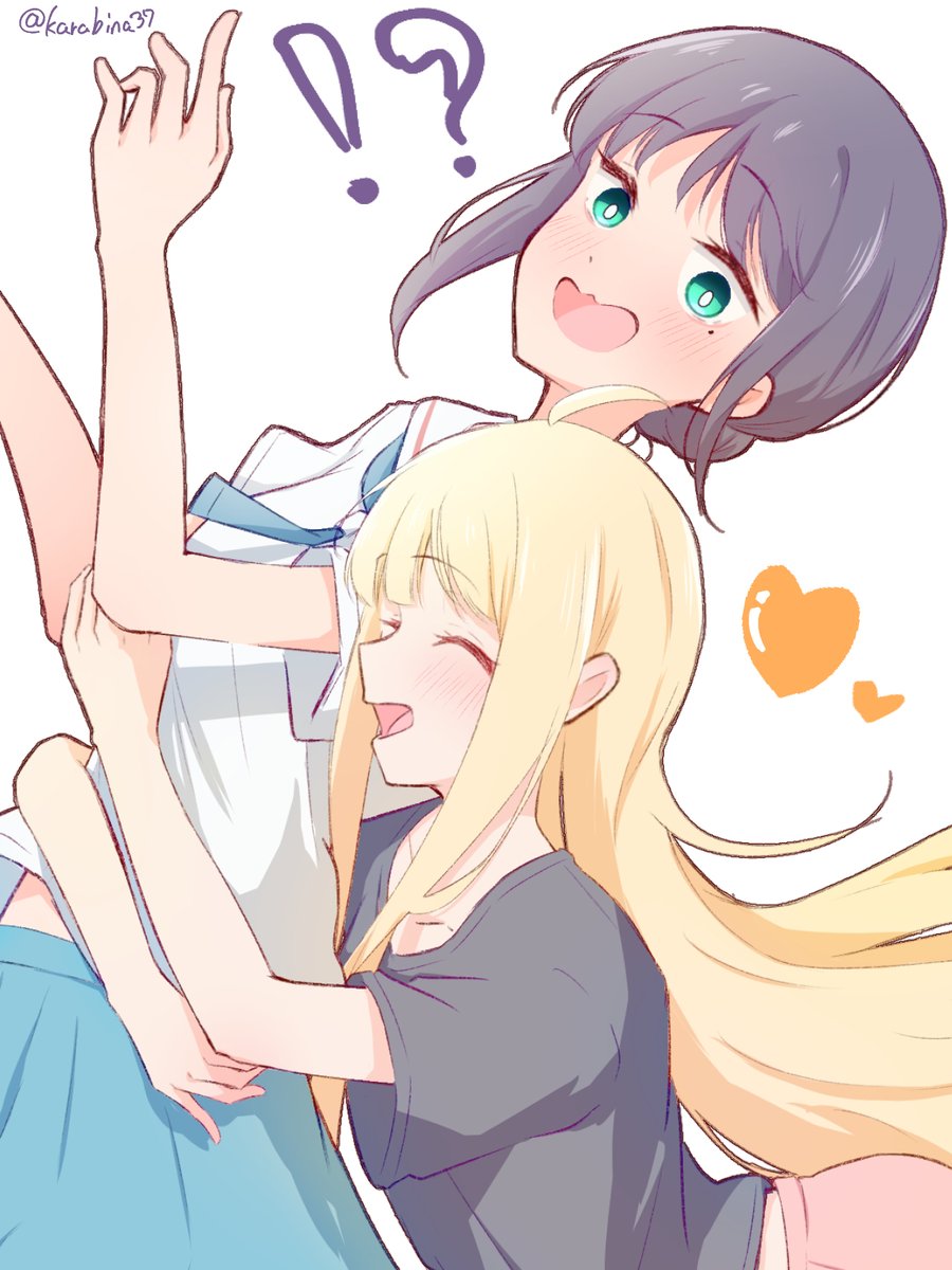 karabina37's tweet photo. かぐいろ🐰🦊 https://t.co/SkJyyyPzCM