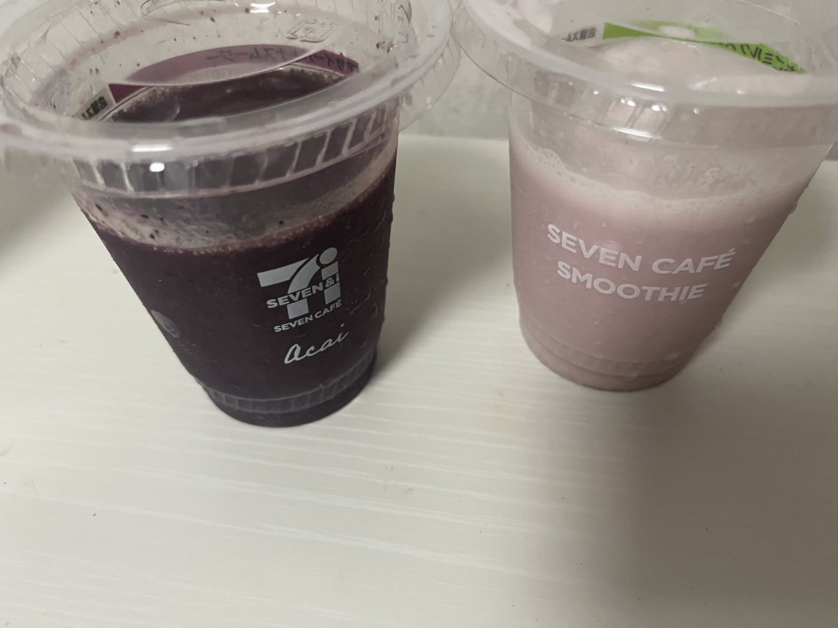 ran00530332's tweet photo. もう半額なっててまんまと🍓🫐 https://t.co/5bWk1Ywn6o