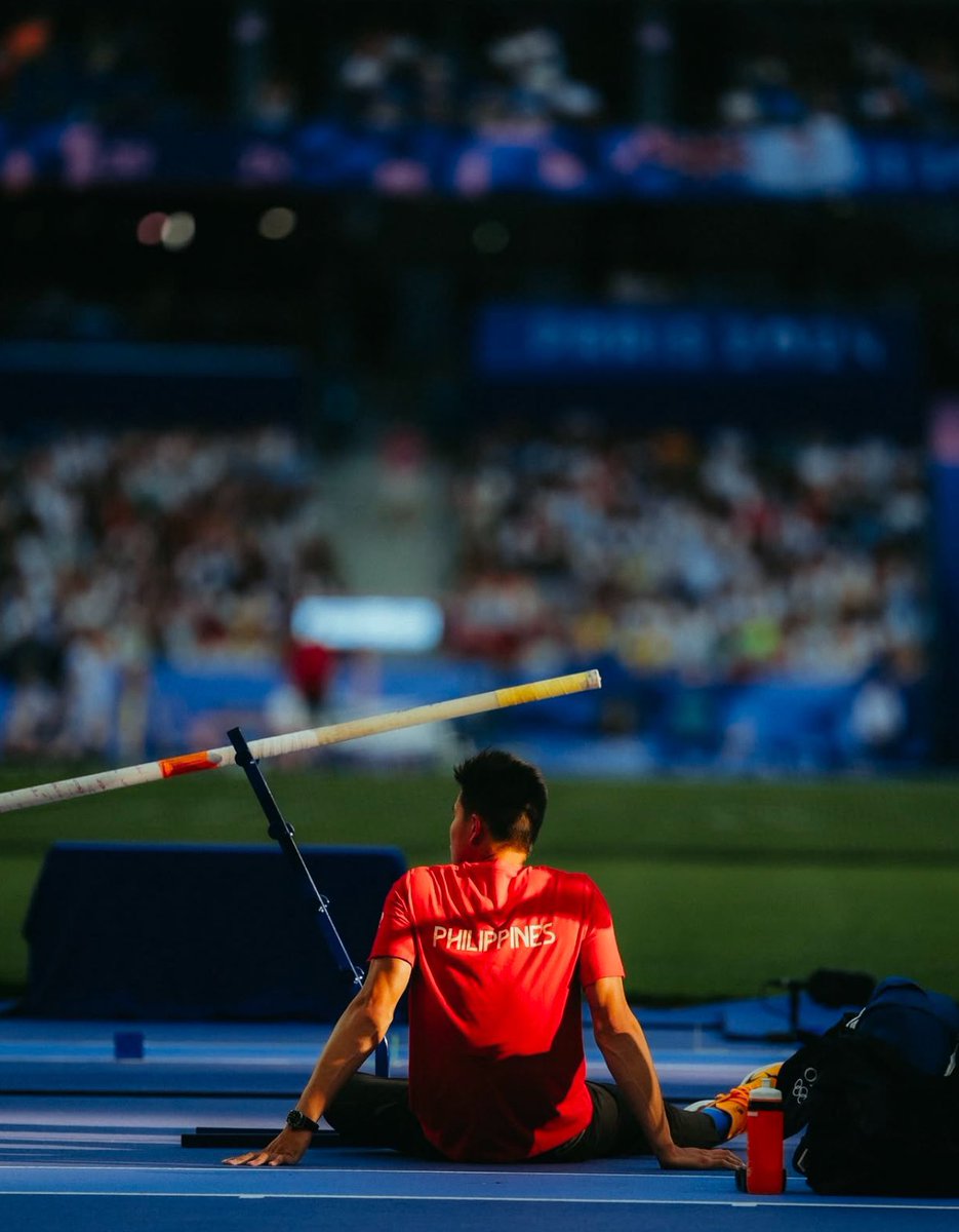 DYANCASTILLEJO's tweet photo. This just in from EJ Obiena— he is moving training base from Italy 🇮🇹 to Greece 🇬🇷!

FROM EJ OBIENA:
“As goes the training, so goes the competition. “

Talk to any top Kenyan distance runner, and they will tell you Olympic medals are won in training…

📸 EJ Obiena, PATAFA IG https://t.co/VgN4Rk9L2S