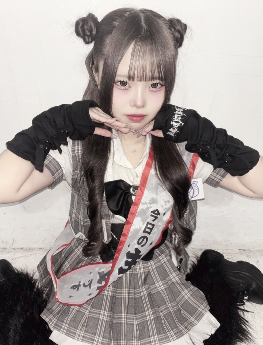 isl__ari's tweet photo. 最高にしあわせな1日でした♩17さいのありの成長も見届けてください♡̷
ALT↓ https://t.co/xDjB9lr8AQ