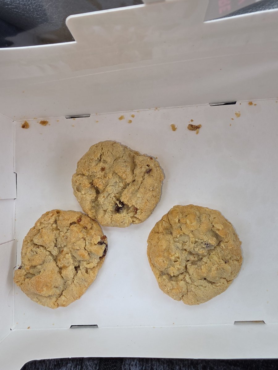 TheMSDhon7's tweet photo. #BoughtNotBaked https://t.co/l37FSedvni