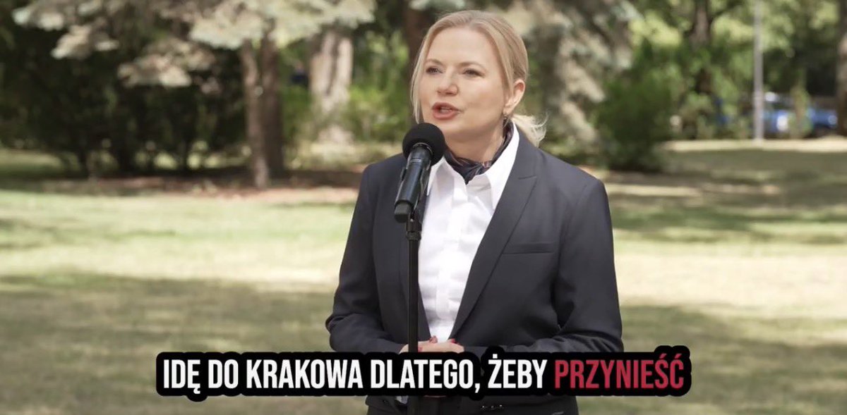 BeataSzydlo's tweet photo. „Idzie do Krakowa”… z Warszawy🙄 https://t.co/PrYOXn5fmP