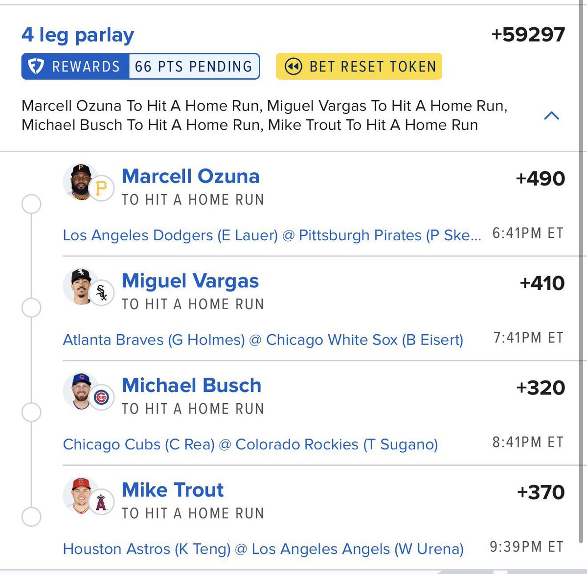 Betwitmorrison's tweet photo. I’ma plug you in this private group, you could snag like 4 6 racks off tonight’s plays 
Tap the link on my bio 
Let's go
@Playbook https://t.co/jMHiet5H5K