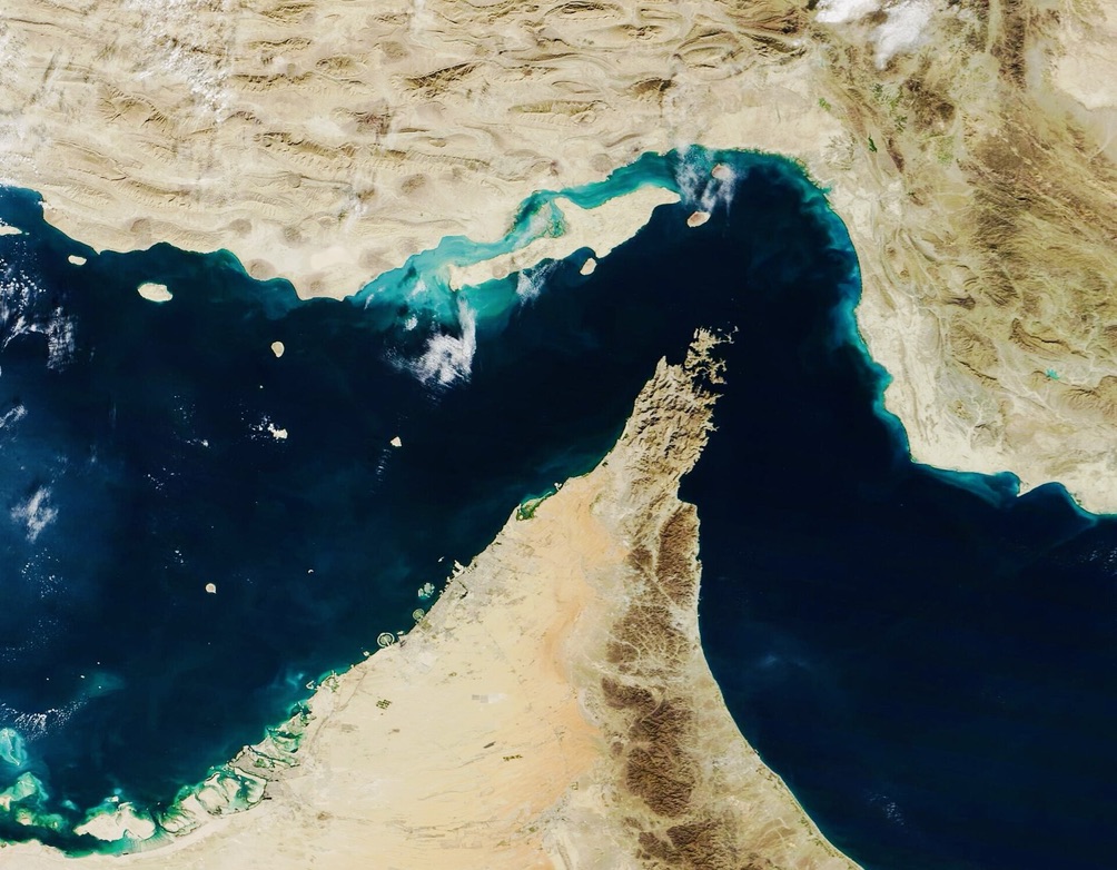 TruthTrumpPost's tweet photo. President Trump confirmed that two pilots of the Apache helicopter that crashed near the Strait of Hormuz are "fine."

Details of the incident:

• Helicopter went down around 3 a.m. local time.

• The US Navy rescued the crew in about two hours.

•  Both crew members are in stable condition.