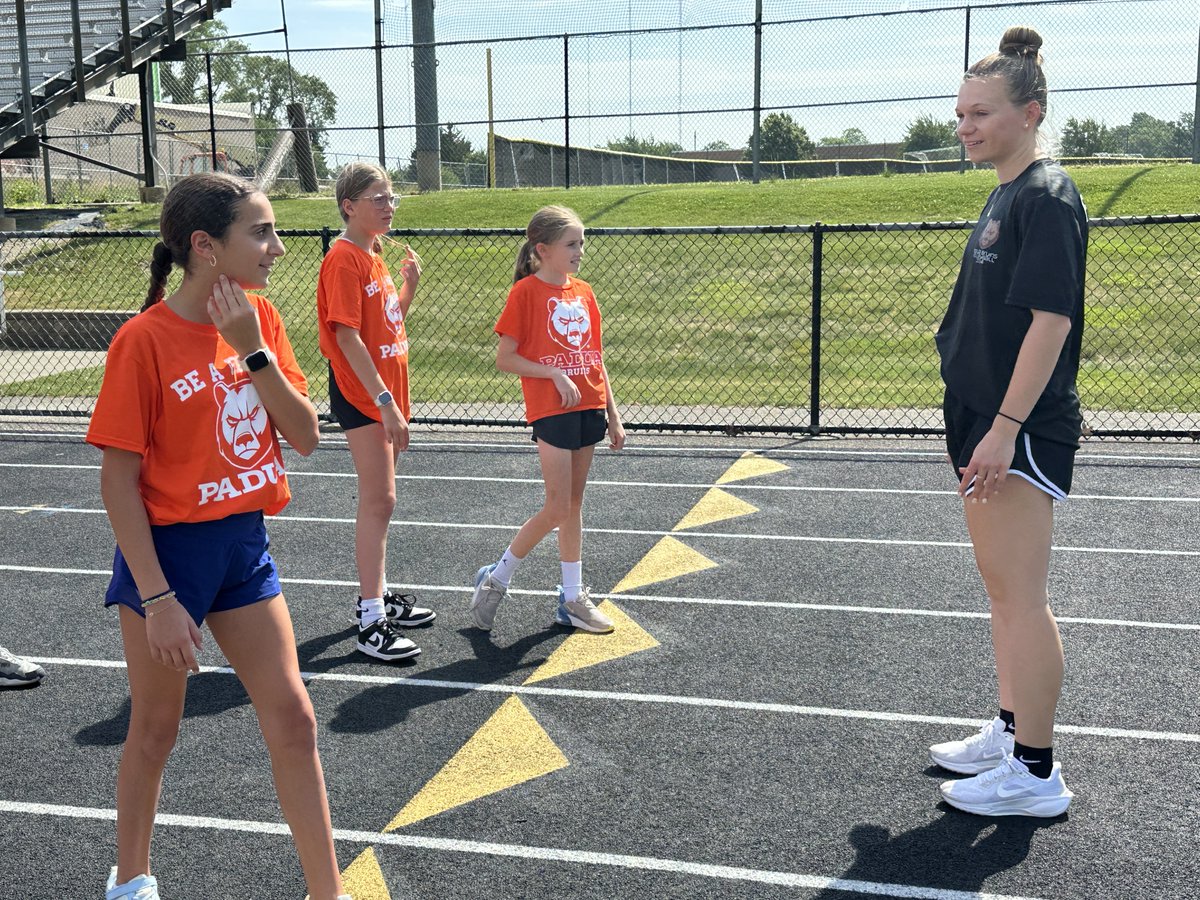 paduafranciscan's tweet photo. Today, Future Bruins gardened, crafted, made hot pockets, had a robotics competition, competed in relay races, and played soccer during Summer Experience.
#PaduaSummerExperience #FutureBruins https://t.co/5XzoljJYNL