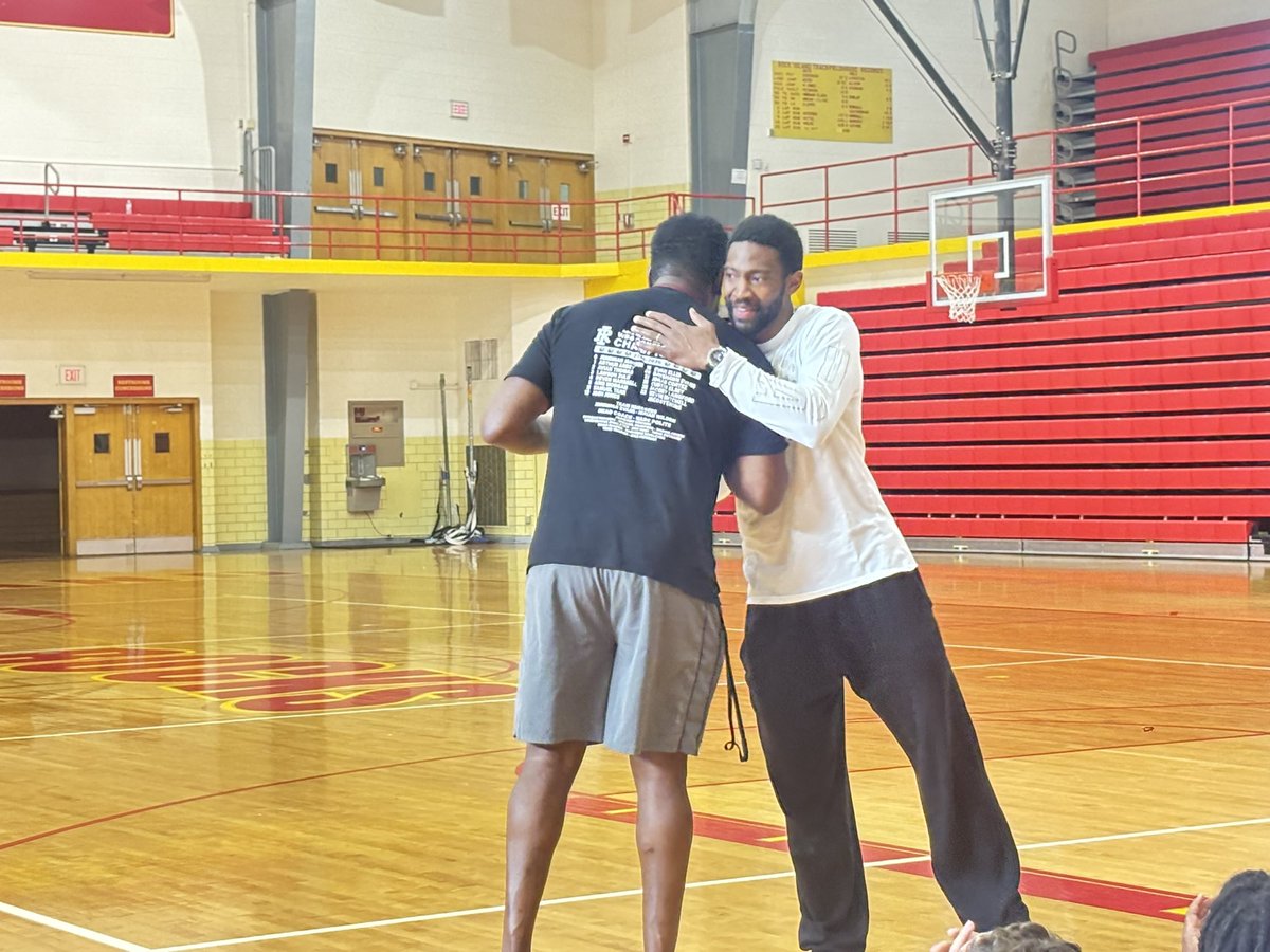 Rock Island Rocks Basketball tweet media