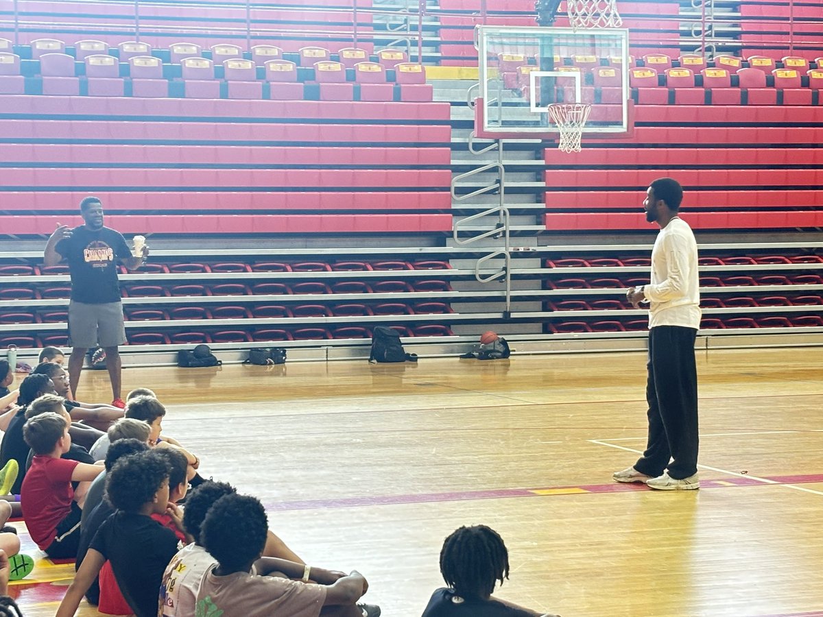 Rock Island Rocks Basketball tweet media