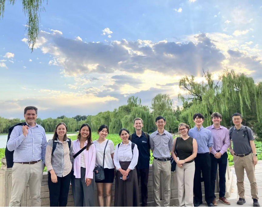 mawangcun1's tweet photo. Great having Penn students led by @NeysunM  on @Tsinghua_Uni  campus! After chatting online since Feb, they just finished a 5-day immersive exchange with our students. Glad I got to join them for a quick tour of the Old Summer Palace. https://t.co/7YdeFFOS0z