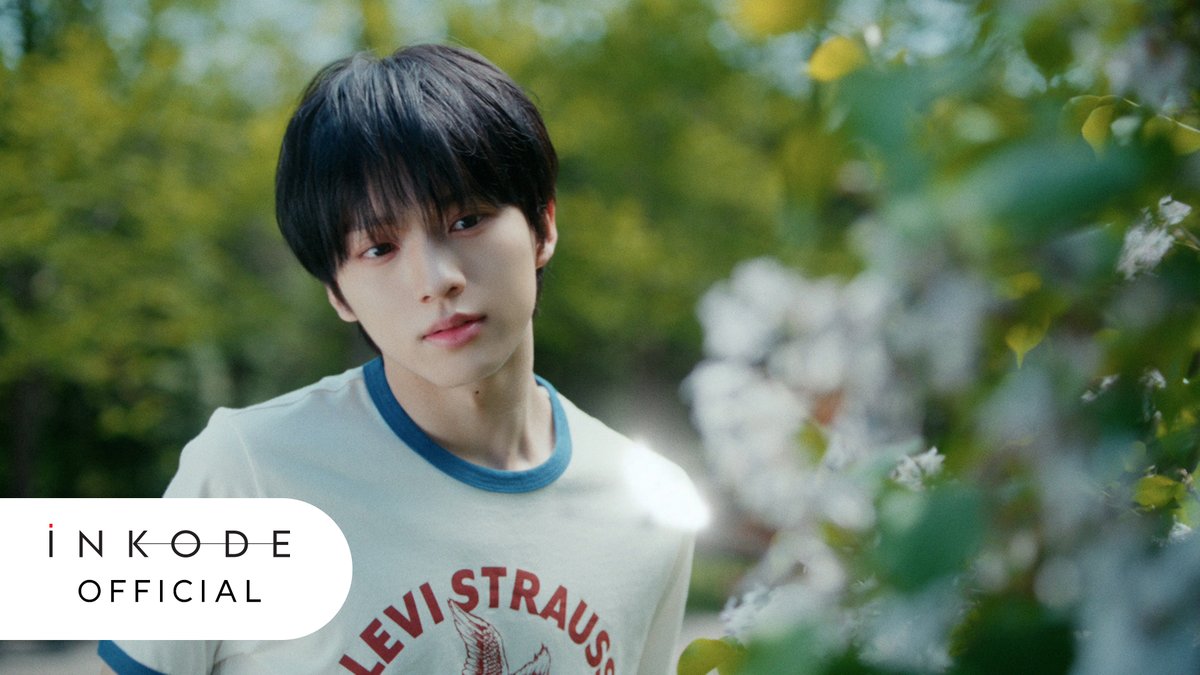 VAYONN_inkode's tweet photo. VAYONN(베이온) 1ST EP [Youth Today]
Youth DAY #JINYU

https://t.co/oWYTf3sN10

#VAYONN #베이온
#Youth_Today https://t.co/3RRAM8jVsb