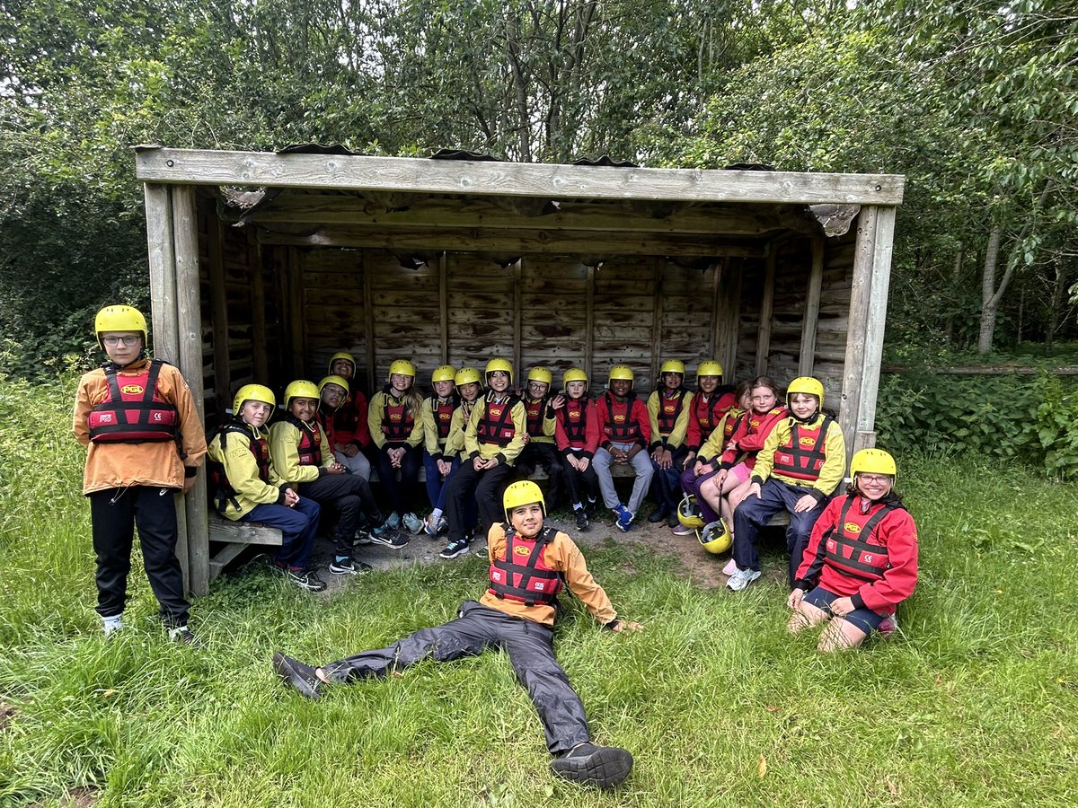 NULS_PrepHead's tweet photo. What a fantastic afternoon on the water! Year 6 pupils enjoyed canoeing adventures, searched for treasure hunt clues, competed in races and took part in fun water games. Great teamwork and enthusiasm from everyone! https://t.co/yFLOy3Ie6D