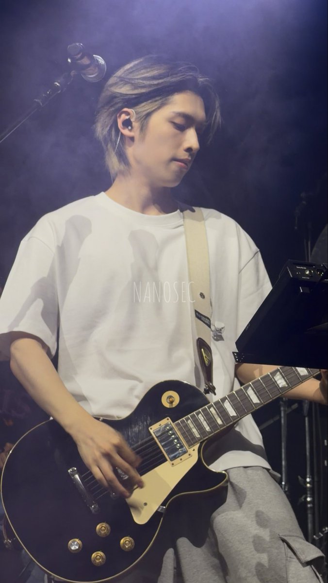 na_nosecond's tweet photo. 260609 밀라노 Milano

마지막 사운드체크ㅠㅠ

#엑디즈 #엑스디너리히어로즈
#xdinaryheroes #가온 #지석 #GAON https://t.co/9BzYeVszj0
