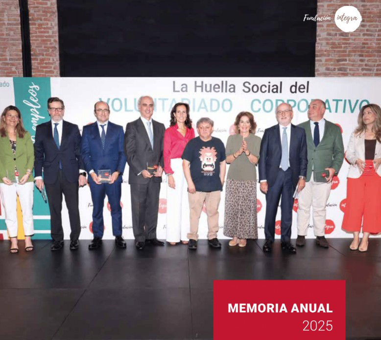 FUN_INTEGRA's tweet photo. 📖Disponible nuestra #Memoria2025: https://t.co/PvD6bLlB1p
✔️Un año impulsando oportunidades para quienes más lo necesitan gracias al compromiso de #Empresas, #Entidades y #Voluntariado
🤲3538 personas en #Exclusión han accedido a un Empleo
❤️80 empresas en #CompromisoIntegra https://t.co/6LaAWABI1A