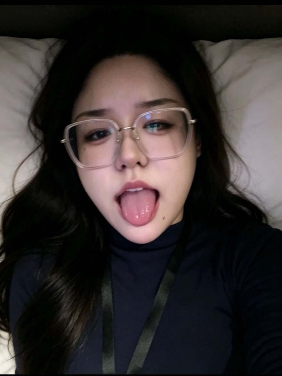 bbwjess1ca's tweet photo. #反差 #母狗 #bbw #射屏 #合照 #母畜 
会有返图吗🥺 https://t.co/fArjj4WvdD