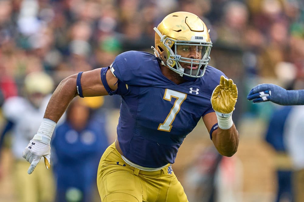 tysonl99's tweet photo. Blessed to receive an offer from Notre Dame @GldLionFootball @CoachPartridge @NickSebas_ @Coach_Bark @coachemery32 @ChadSimmons_ @TomLoy247 https://t.co/BDDUr1roOx