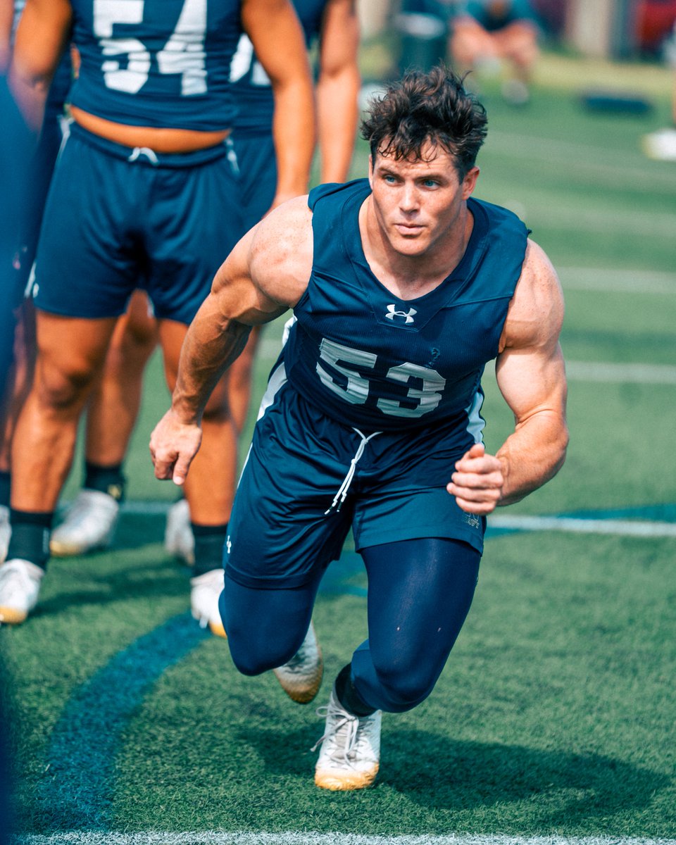 NavyFB's tweet photo. Why not Navy?

#GoNavy | #RollGoats https://t.co/gQBitE7zKI