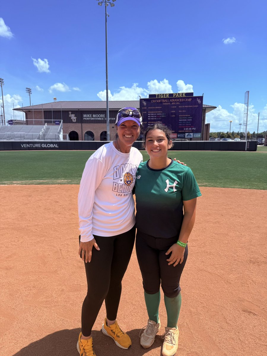 QuinnJAlexander's tweet photo. What an incredible experience at the LSU Advanced Softball Camp! I had the opportunity to learn from an amazing coaching staff, compete with talented athletes, and challenge myself every day. Honored to have been selected as the MVP of my age group by the LSU coaching staff. Thank you to everyone who made this camp so memorable. A special thank you to @coachanniesmith for her coaching and encouragement throughout the camp, and to @bethtorina and the entire LSU staff for a great experience. Geaux Tigers! @CatcherCartel @KcJackson00 @LSASoftball @LSUsoftball @CoastRecruitsSB @ExtraInningSB @PrepSoftball @LineDsoftball @HustleNationFP