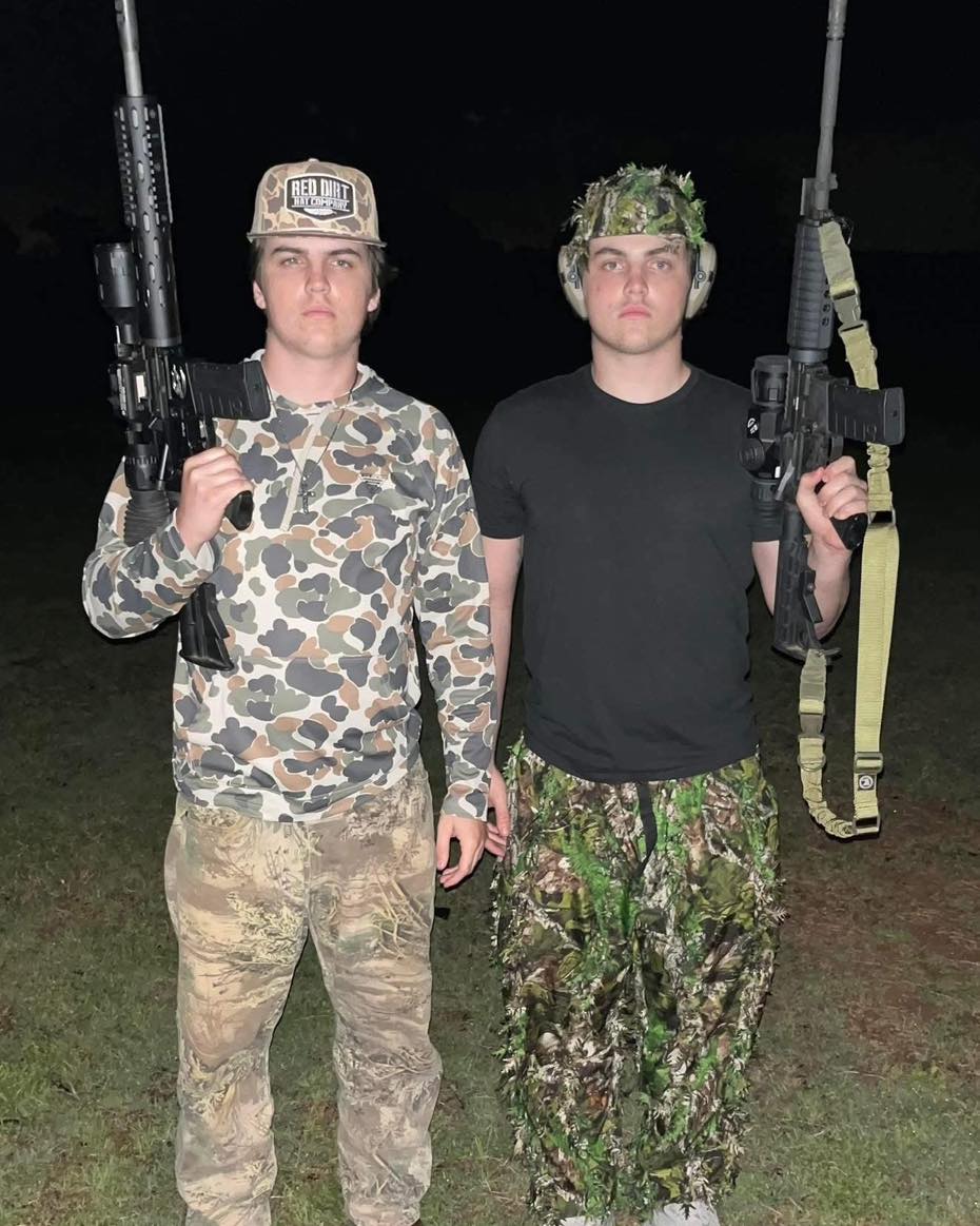 ProfBlacktruth's tweet photo. @southparkcpa Yeah, you raise your children to be violent, entitled thugs and they either carry out a school shooting or they start fights with strangers at track practice.
Well, I guess we should be glad austin didn't commit a school shooting instead. https://t.co/BJySZ36xzG