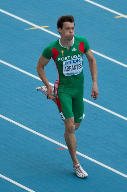 DailyAFC's tweet photo. Arsenal set to appoint former Olympic sprinter Arnaldo Abrantes as head doctor after the exit of Dr. Zafar Iqbal. [@David_Ornstein] ✅🏃‍♂️ https://t.co/AMq9oJ7sWq