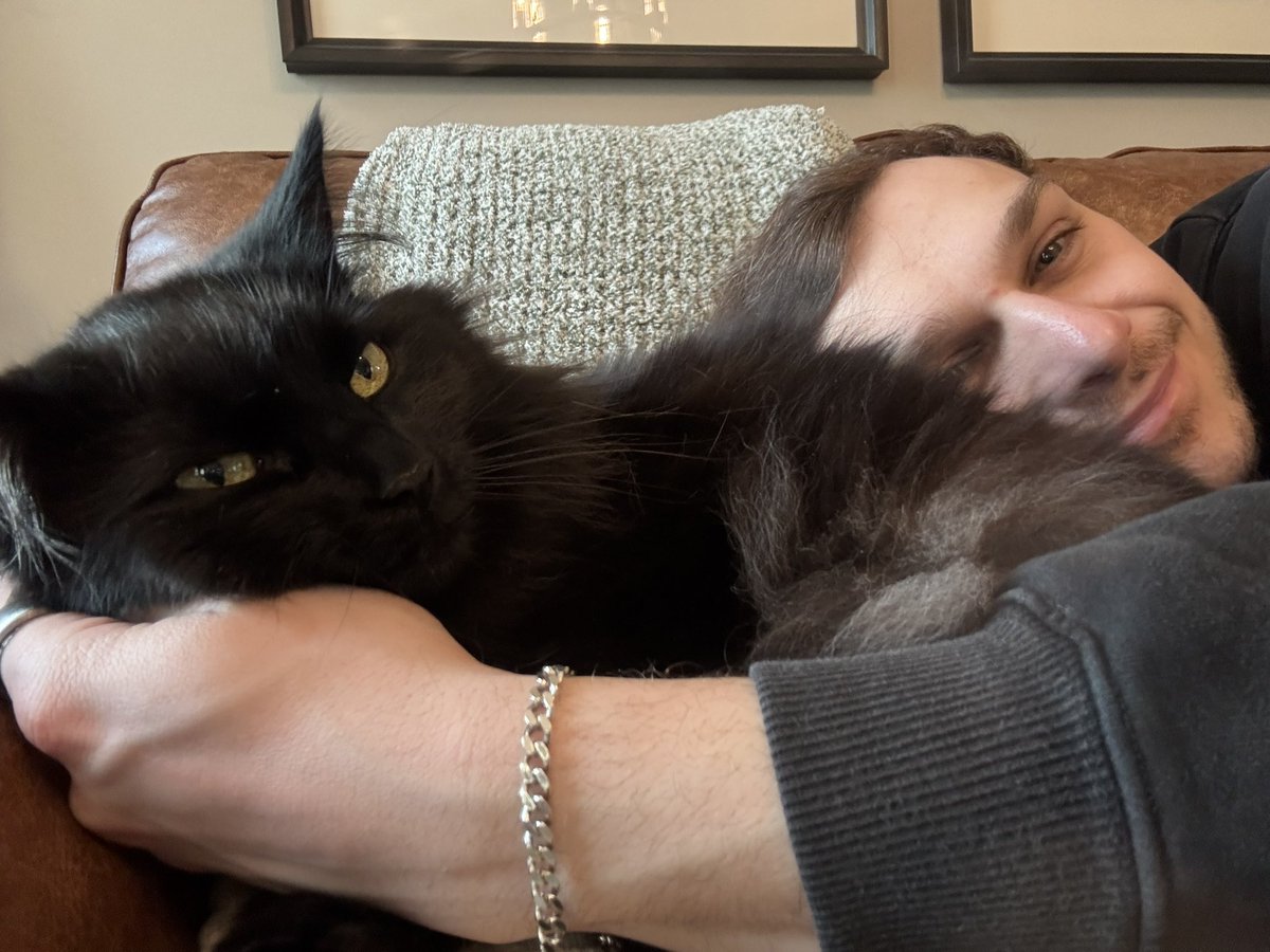 ItsBlarg's tweet photo. had to say goodbye to my best friend in the entire world today. 

I will miss him every day. 

Rest easy little man. https://t.co/hiLYJ0jk6b