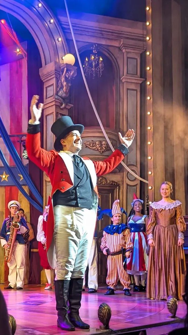 LeeMeadTimeline's tweet photo. Raising a glass here to @leemeadofficial on the 19th anniversary of his ADWD victory ... and to the Timeline on its 18th birthday 🥂 What an amazing ride it's been since ... shows, music, travels far &amp; wide, all with fab friends I'd never have known but for, well... you know who! https://t.co/2jTZ9JEFZh