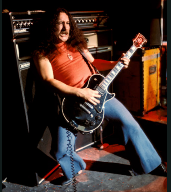 SusanMcEntyre1's tweet photo. Happy Birthday, Mick Box! 🎸
Born on 9 June 1947 in Walthamstow, UK, Box is the legendary English rock guitarist and one of the founding members of Uriah Heep. With UH he recorded the hugely successful "Return To Fantasy" in 1975, which reached No.7 in the UK charts #MickBox https://t.co/0zTvy7SLHp