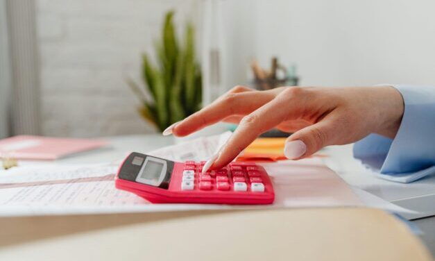 DJB_accounting's tweet photo. 💡 Tax Tip: Ensure adequate accounting and bookkeeping support. 📊 Poor record-keeping can lead to errors, reassessments, and gross negligence penalties. ⚠️ Learn more: https://t.co/akHvS73O81 #TaxTip #Accounting #Bookkeeping https://t.co/0lZnIlAGWb