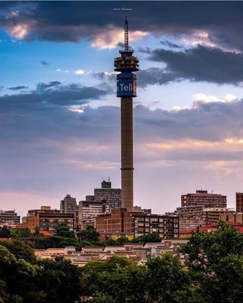 RaveMed_'s tweet photo. @AfricaFirsts hillbrow btw https://t.co/ZcC3xRwLEc