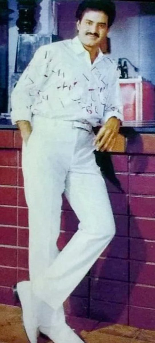 Onlyshashi9999's tweet photo. #HappyBirthdayNBK  
Jai Balayya ❤️ https://t.co/Fn45WyWdmS