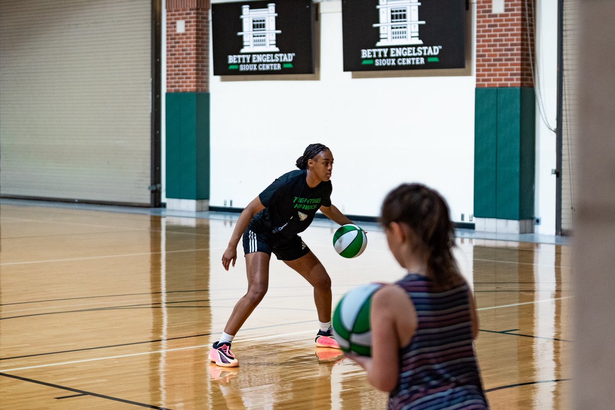 UNDwbasketball's tweet photo. Kicking off camp season with a little fun with our little hoopers!!! 

#UNDproud | #LGH https://t.co/t7rVW16Fu2
