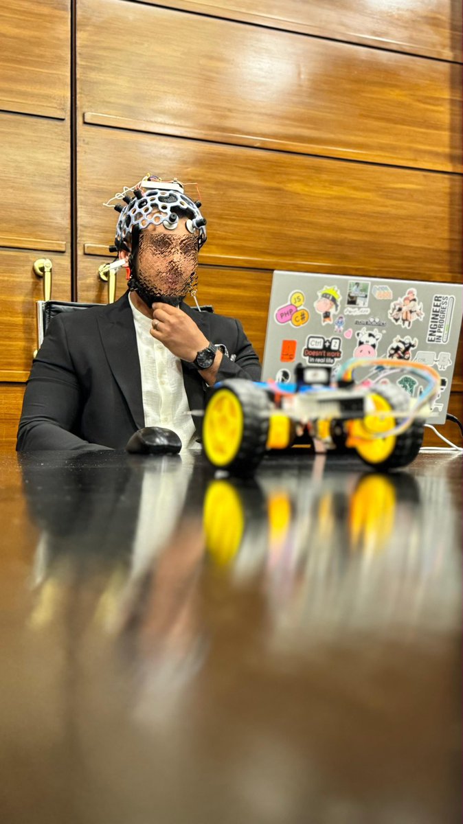 NeuroLink00's tweet photo. هذه تشويقة صغيرة ….. 
من الديمو الي صورناه في فندق ساعة مكة فيرمونت 🤭🕋🔥🔥 https://t.co/huEdpJUTxN