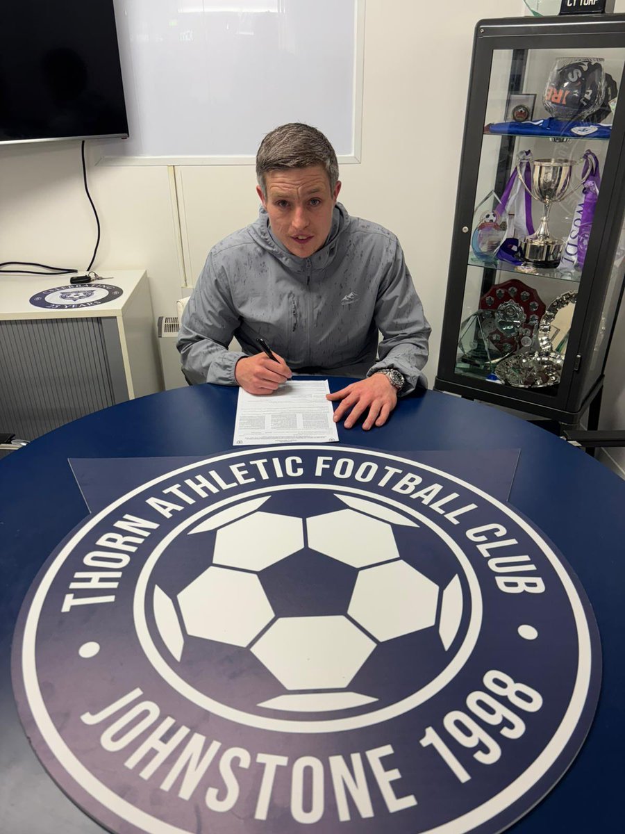 ThornWOS's tweet photo. 𝙎𝙏𝙍𝙄𝙆𝙀𝙍 𝙎𝘾𝙊𝙏𝙏 𝙎𝙄𝙂𝙉𝙎 𝙊𝙉 ||

We're delighted to sign Scott Morton subject to SFA approval. 

He joins from Renfrew where he completed his testimonial season having amassed an amazing 115 goals in 235 appearances for the Frew.

Available to sponsor for £100 🤝 https://t.co/dVVA4UCUMW