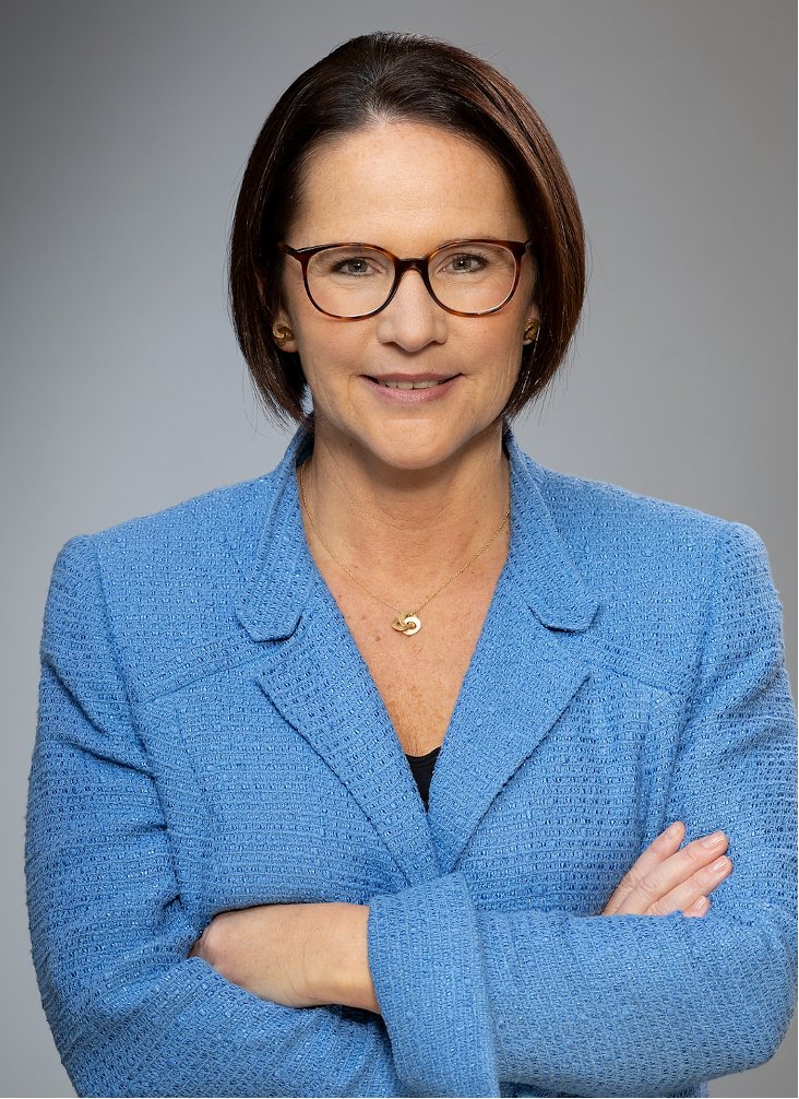 womenknowcyber's tweet photo. Today's Thought: @Yuriko_Backes champions women in #cybersecurity and national #security while promoting #innovation, #resilience, and stronger #defence. @busylady1013 @Cara_Sloman @CheriSigmon @xmlgrrl @goldbe - What do you think?

https://t.co/H2Awo7MsIQ https://t.co/GdDmOdInPY