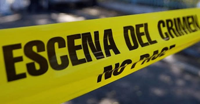 elsurdeguerrero's tweet photo. #violencia|🚨 Matan a tiros a chofer de Urvan en el centro de #Zihuatanejo

Más detalles👇 #seguridad #homicidios #Guerrero
https://t.co/JjgSVqfT9S https://t.co/WV02iyeeSy