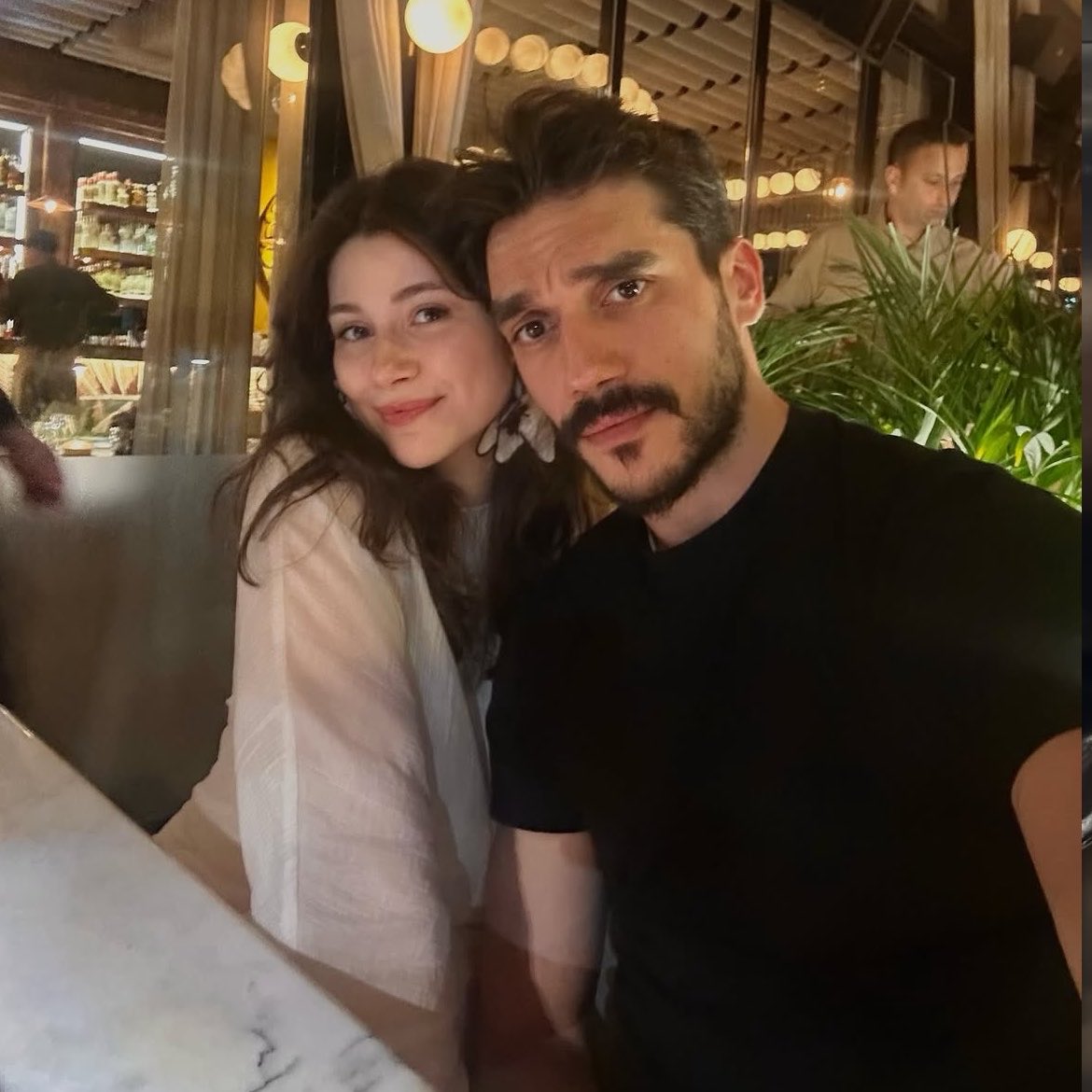 pocinepsentarci's tweet photo. sosyal medyadan tanıştığımız oğlanla🌹 https://t.co/yq4awjJA5J