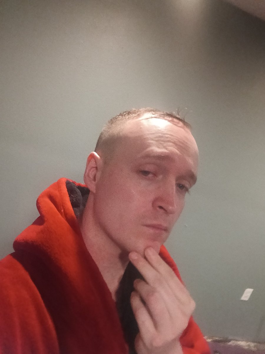 YOURTHATRUSSIAN's tweet photo. Got me a haircut then I shaved my mustache I look better without it haha! https://t.co/vFwDVZj41R
