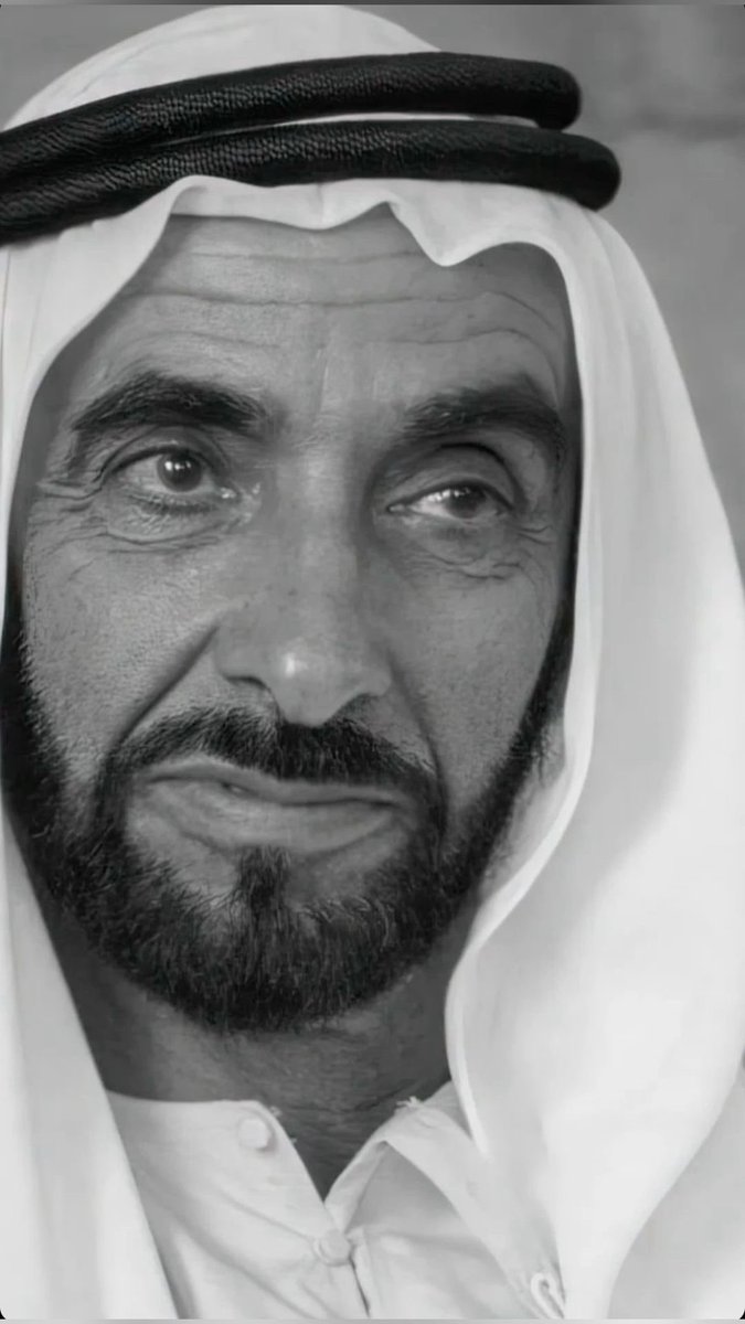 xxiqq1's tweet photo. إلا زايد 
مرحوم يا شيخ حي طاريه ما مات 
محشوم عن قول الردايا والانذال 
❣️❣️❣️❣️❣️❣️❣️❣️❣️❣️ https://t.co/WqWAORC2Dy