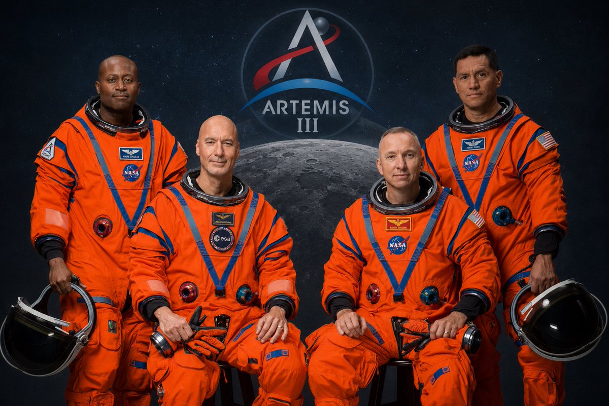 aviationdiary_'s tweet photo. 🚀 NASA has officially announced the Artemis III crew!

Commander Randy Bresnik, Pilot Luca Parmitano, and Mission Specialists Frank Rubio and Andre Douglas will lead the next major step toward returning humans to the Moon. Scheduled for 2027, Artemis III will test docking and rendezvous operations with SpaceX and Blue Origin lunar landers. 🌕 #ArtemisIII #NASA #MoonMission #SpaceX #BlueOrigin
