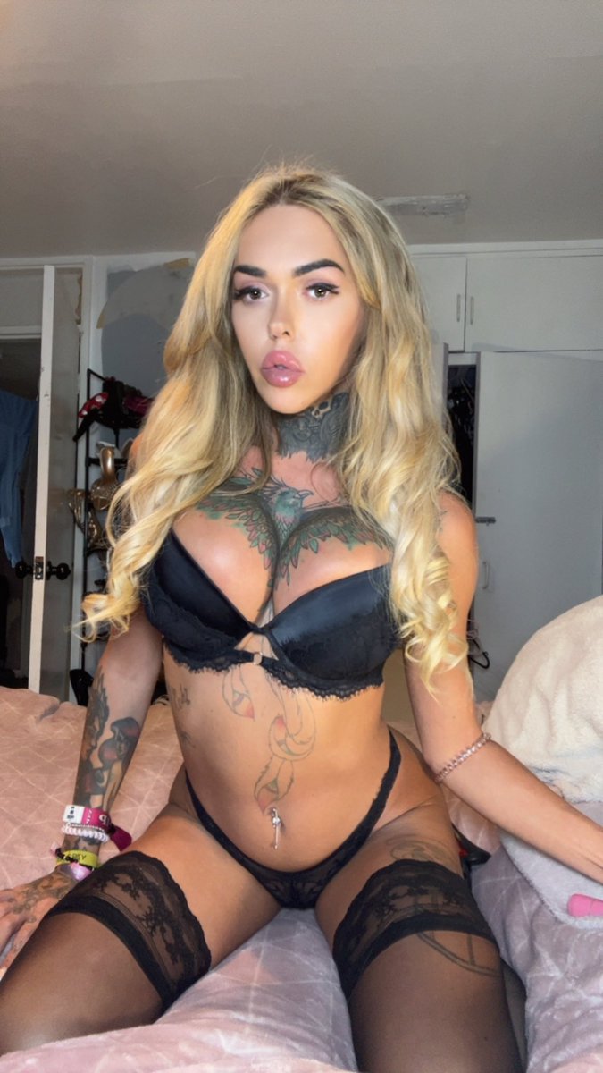 Mia Roxx tweet media