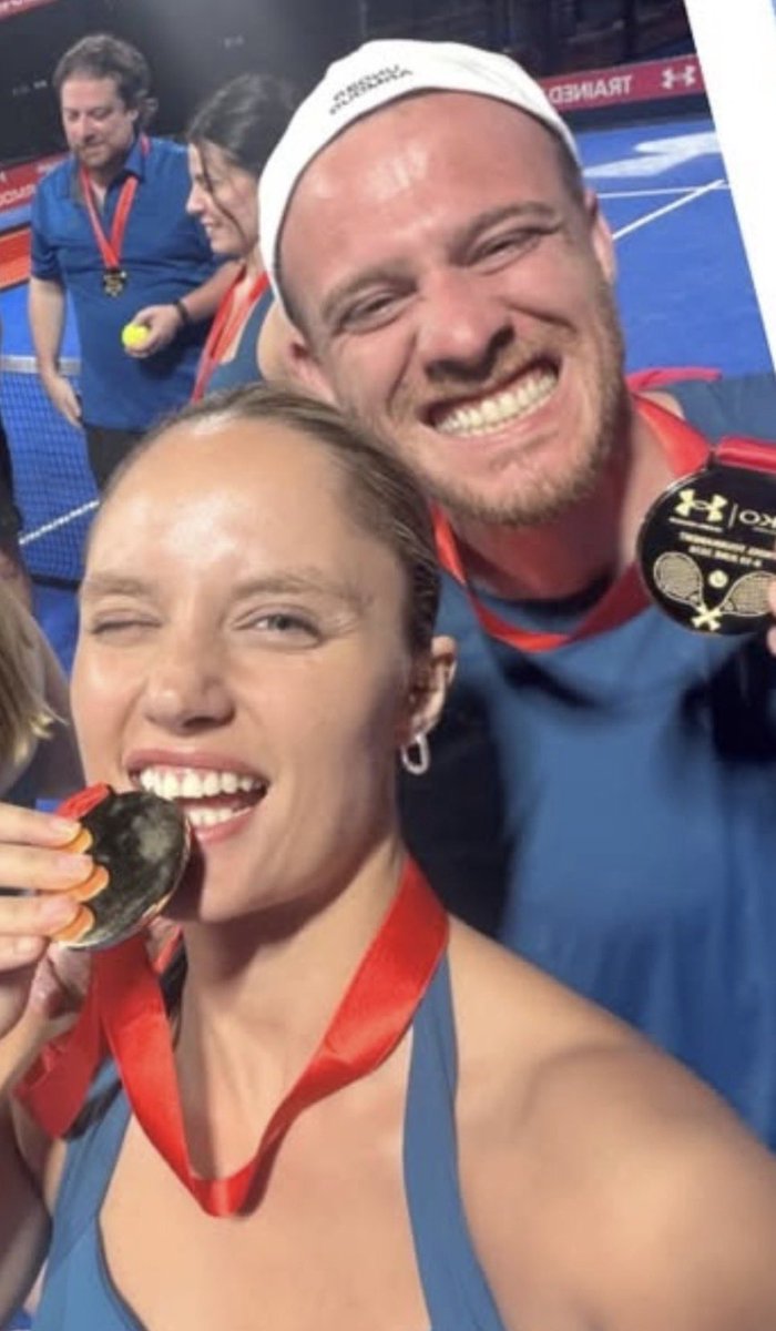 patriciaflima12's tweet photo. Some victories are written all over the face. 🏆🥇🥎😄

#KeremBürsin https://t.co/bqLqM6XISf