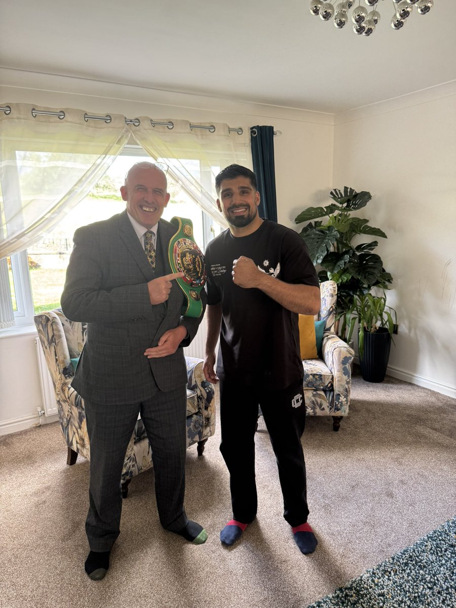 MuhammadAliBox tweet picture
