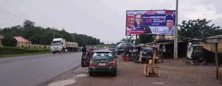 PO_GrassRootM's tweet photo. BREAKING: Obi-Kwankwaso billboards are flooding Ogun State streets. https://t.co/Rwn2vtFlhI