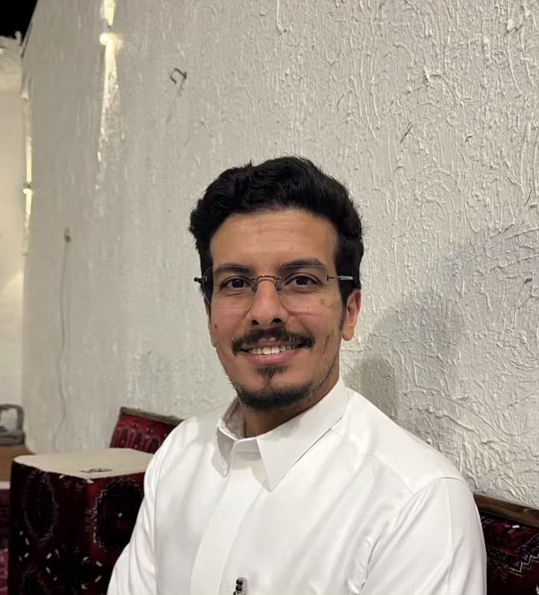 iiGh_S92's tweet photo. #سليمان_السدلان
@slmoon_s 

عساك وين ما لديت مستبشر ، ضاحك ومسرور♥️♥️♥️. https://t.co/urhB4TQ9zZ