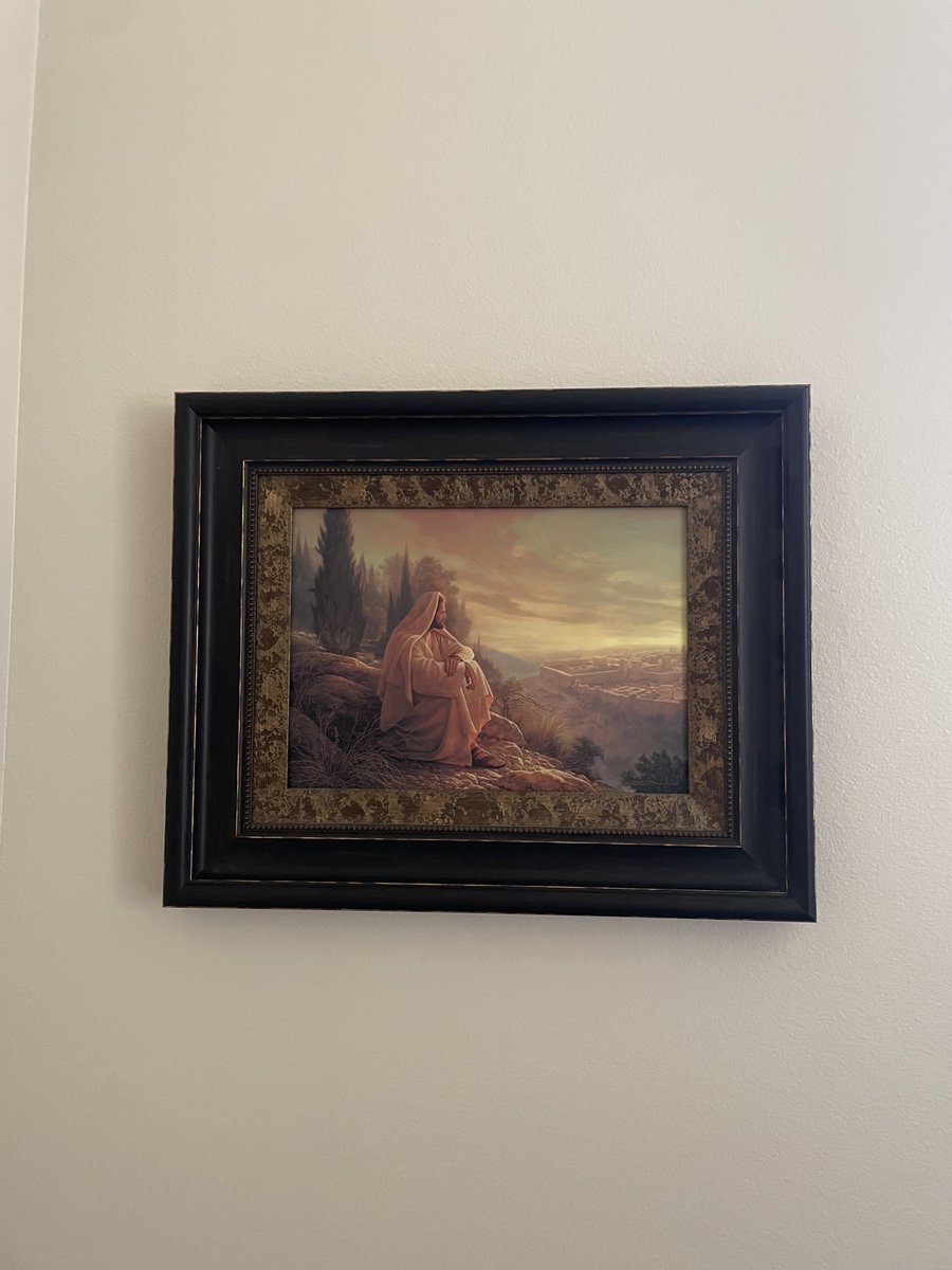 Red_SaidFred's tweet photo. FINALLY got it on the wall. 💛 https://t.co/bgMC2Bj0nB